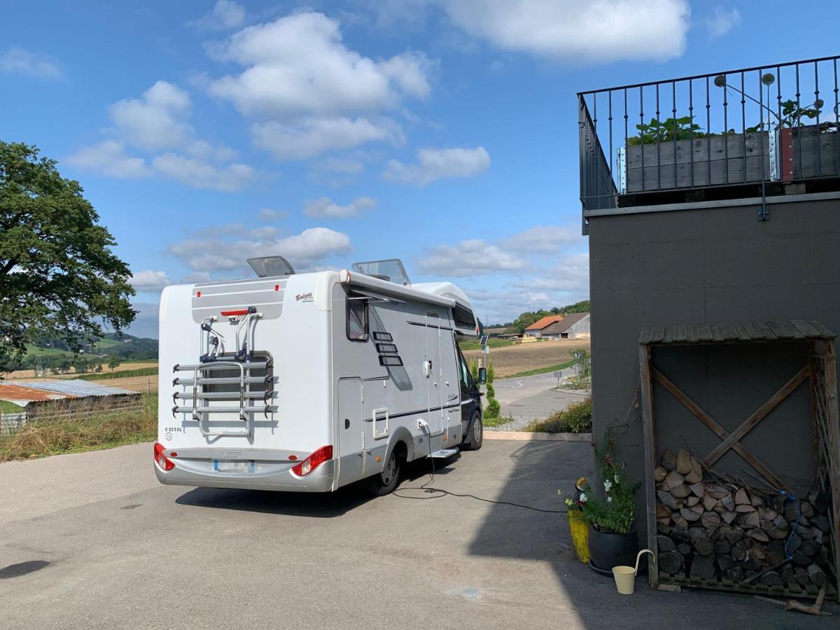 C&C Motorhome/Rv/Caravan/Van Park La Sonnaz Exterior photo