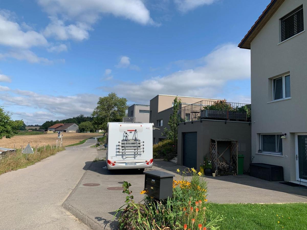 C&C Motorhome/Rv/Caravan/Van Park La Sonnaz Exterior photo