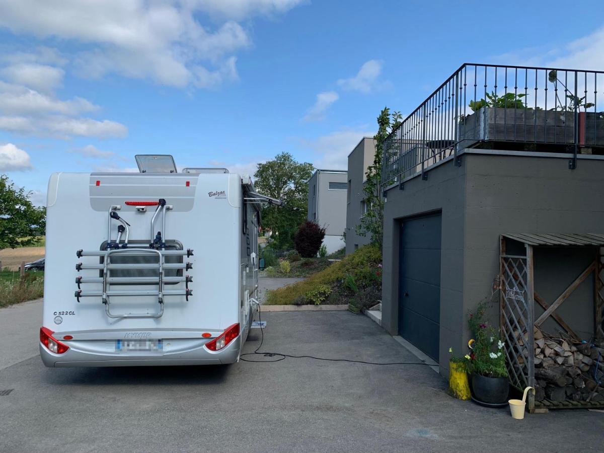 C&C Motorhome/Rv/Caravan/Van Park La Sonnaz Exterior photo